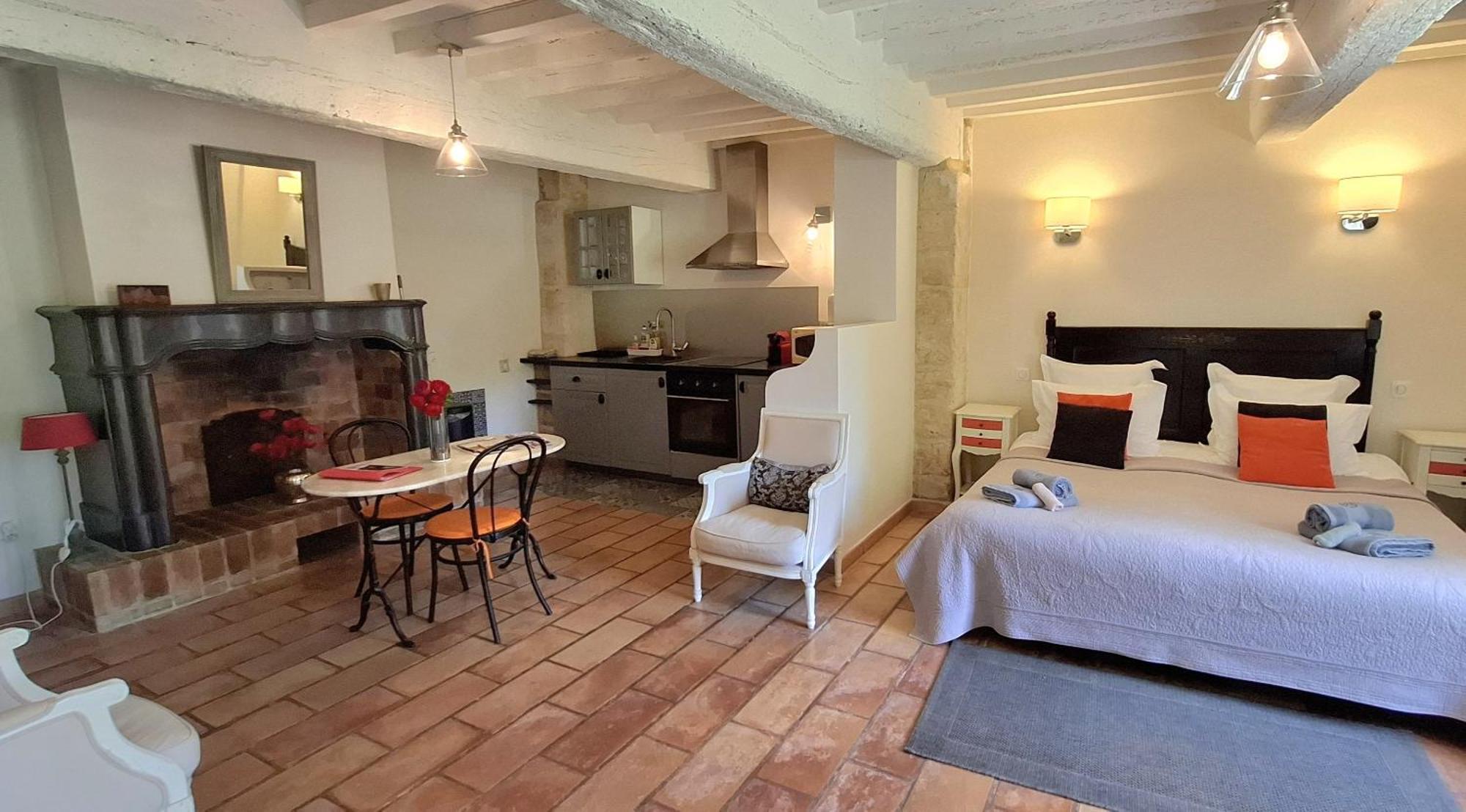 Les Gites Du Domaine De Rhodes Авиньон Стая снимка
