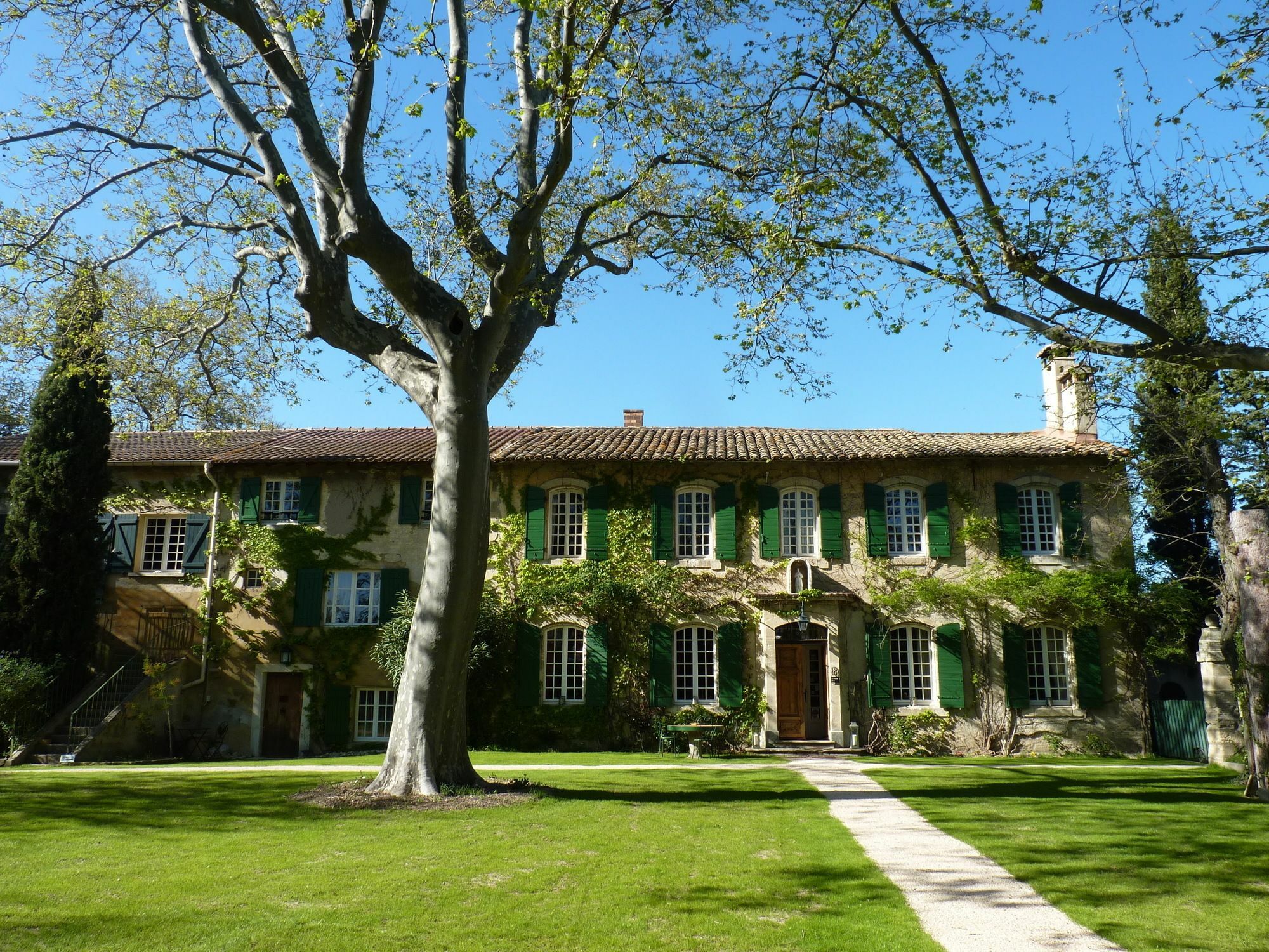 Les Gites Du Domaine De Rhodes Авиньон Екстериор снимка